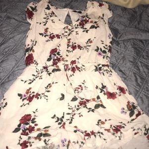 Romper, off white with pink flowers!